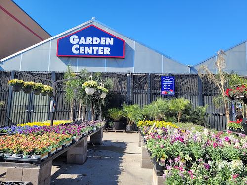 Lowe's Garden Center